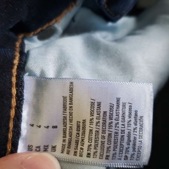 American Eagle Outfitters Jean Shorts Dark Wash Midi AEO Denim Frayed Raw Hem 4 - Picture 7 of 13